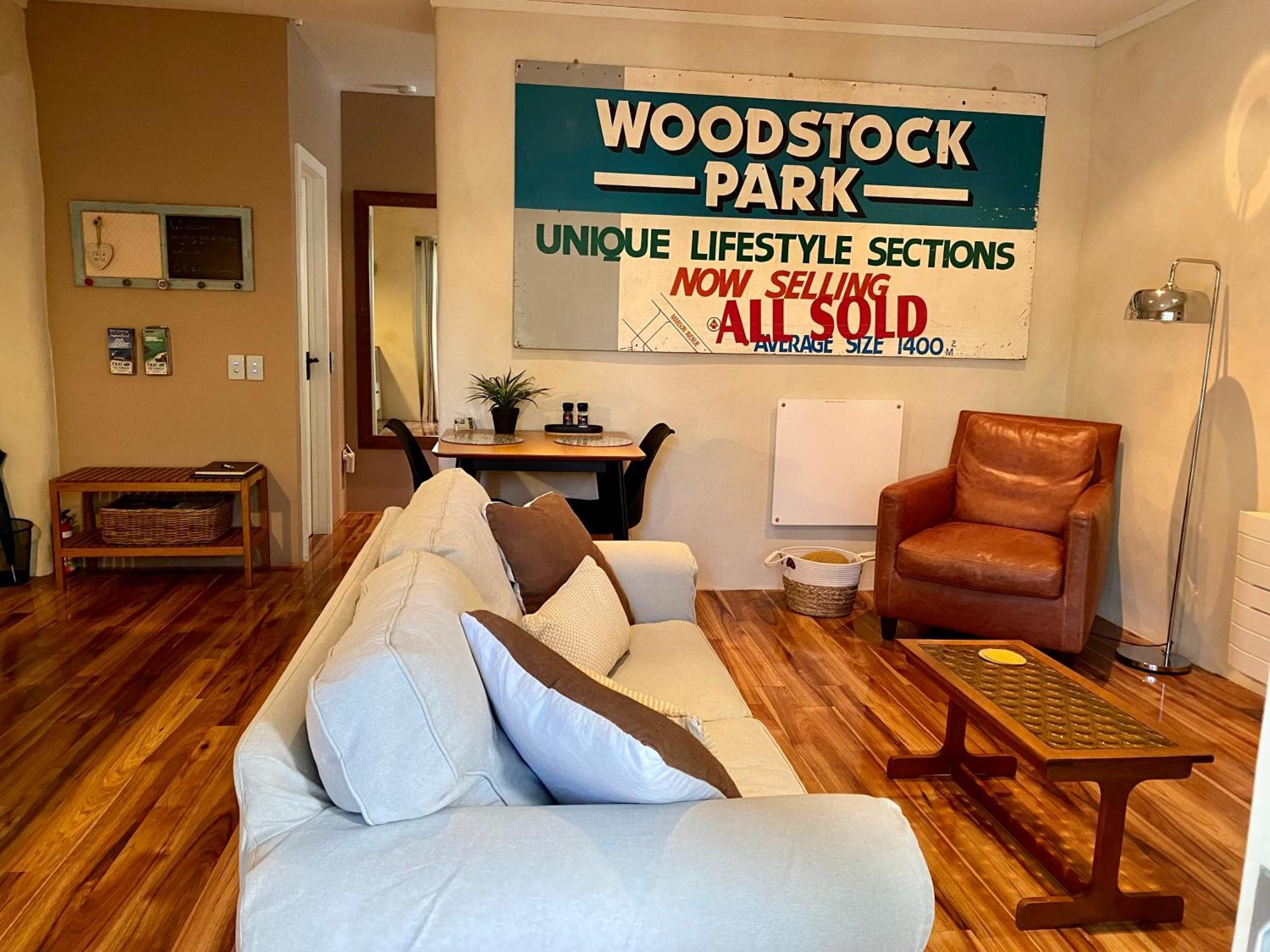 Woodstock Suite Нельсон Экстерьер фото